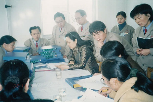 2002������Ӯ��������ҹ��ս�ﱸGMP��֤