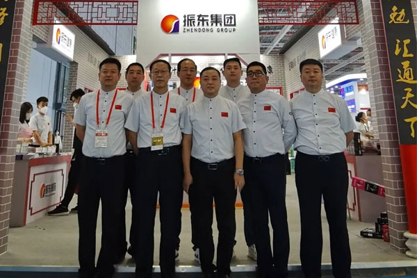 ��Ӯ���޲�չ������Ӱ