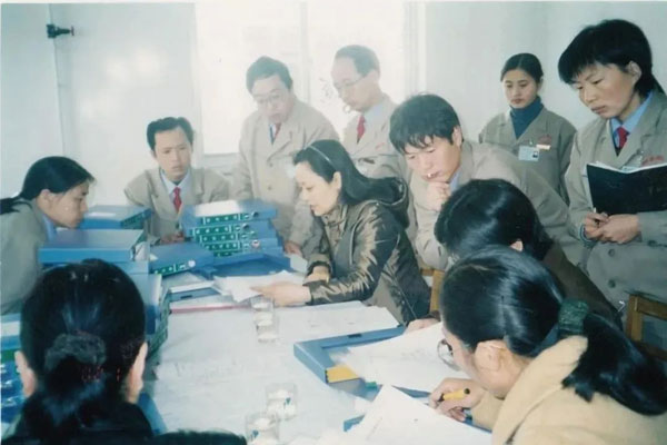 2002年必赢亚洲人孜孜不倦搞认证 2002年必赢亚洲人孜孜不倦搞认证