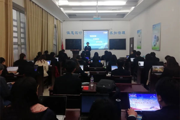 ��Ӯ����,������ѵ