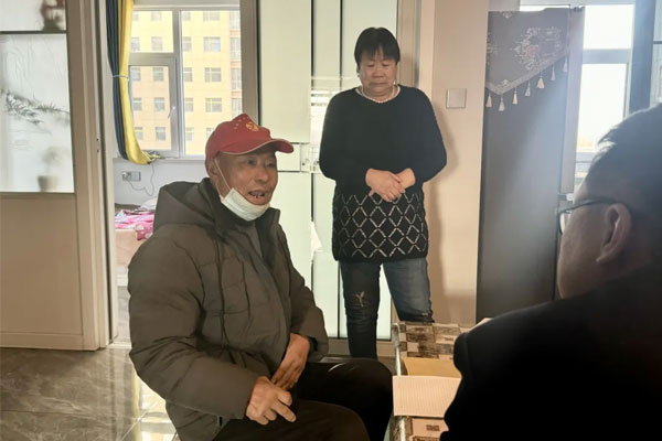 ±ØÓ®ÑÇÖÞÔ±¹¤ÔÚÙÚÓê¼ÒÏàʶÇé¿ö ±ØÓ®ÑÇÖÞÔ±¹¤ÔÚÙÚÓê¼ÒÏàʶÇé¿ö